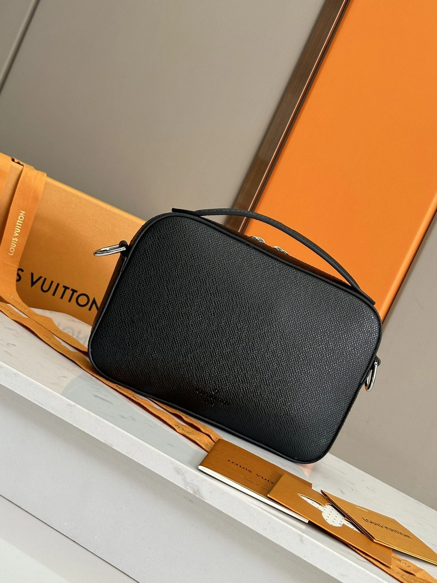 Mens Louis Vuitton Satchel Bags Durable 91661