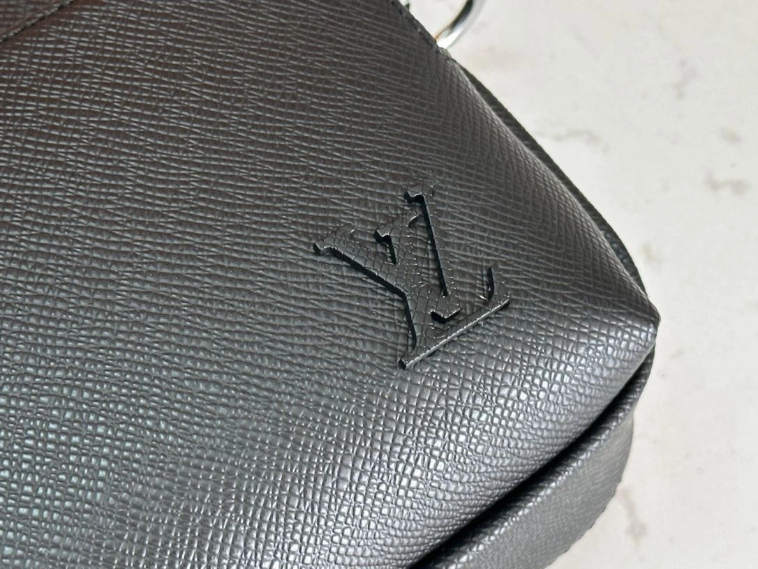 Mens Louis Vuitton Satchel Bags Durable 91661