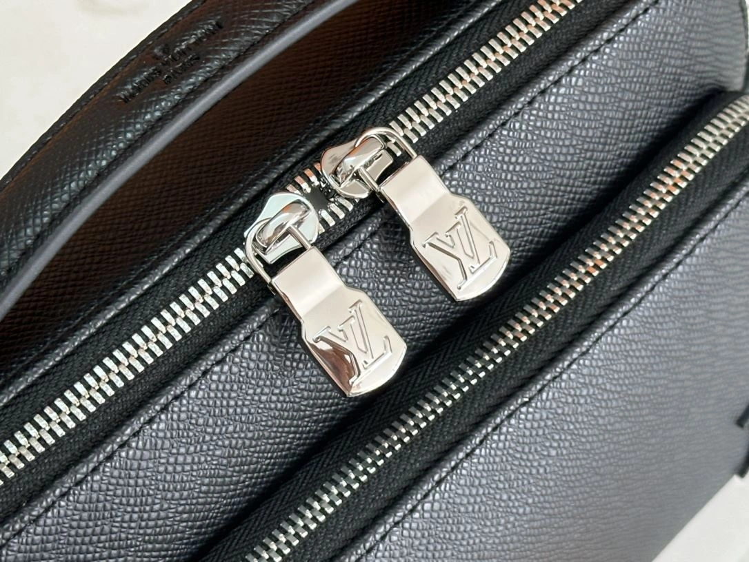 Mens Louis Vuitton Satchel Bags Durable 91661