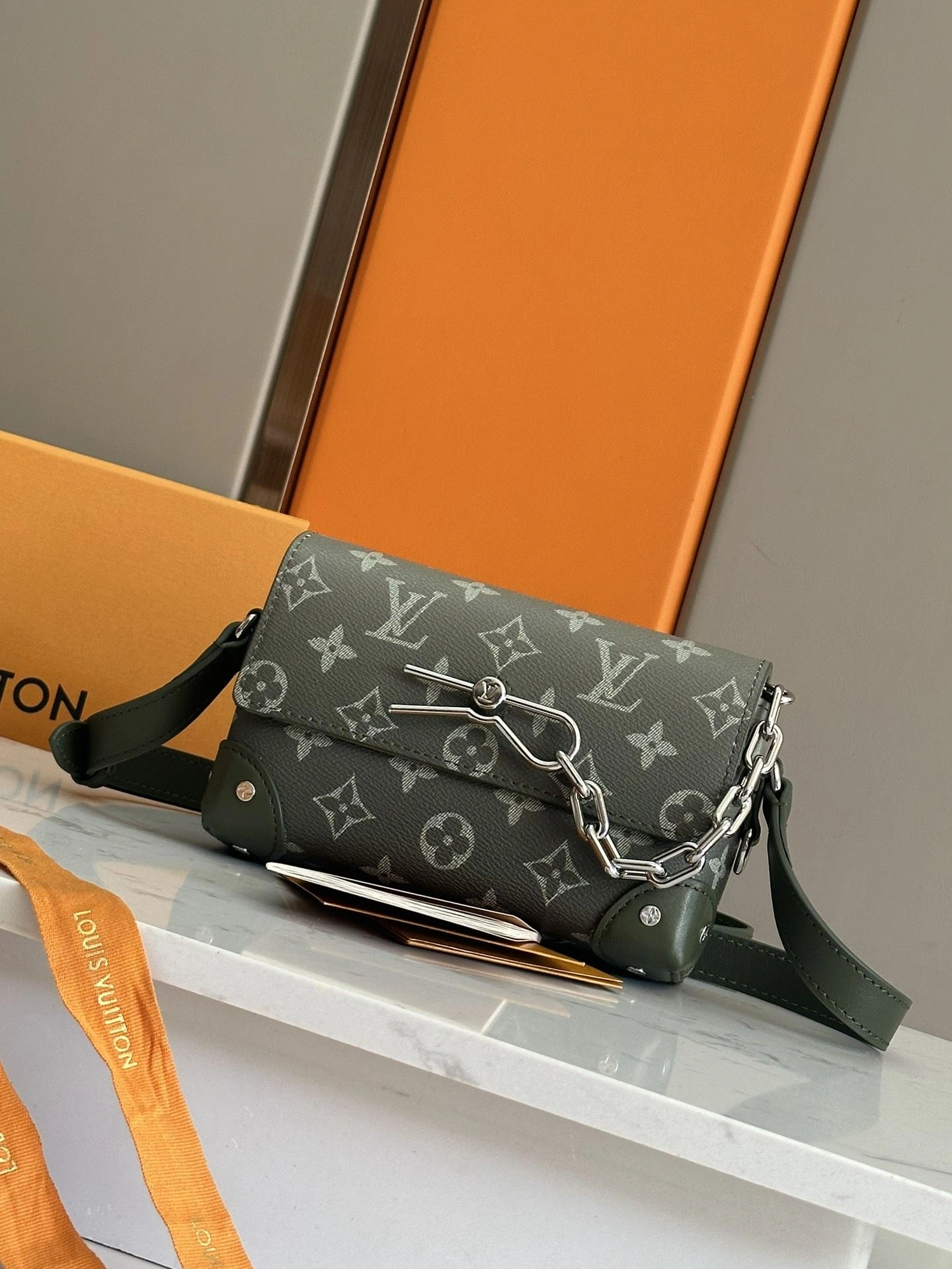 Mens Louis Vuitton Satchel Bags ComfortFit 91659