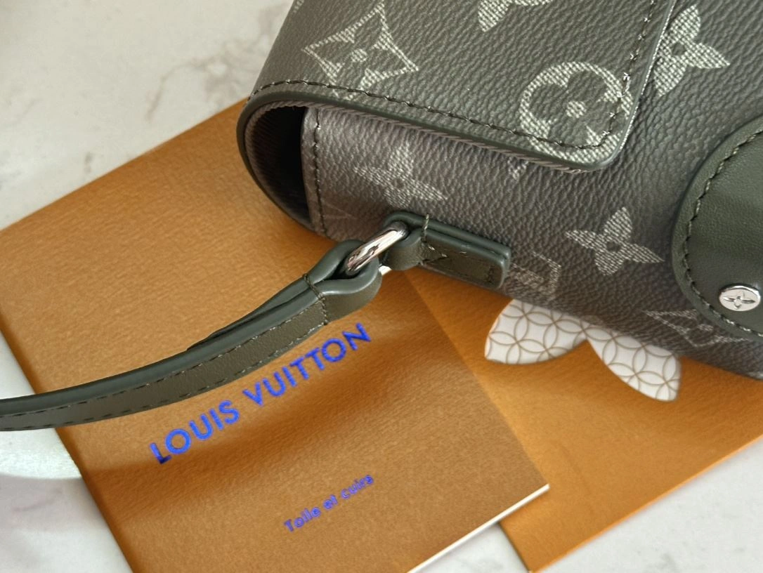 Mens Louis Vuitton Satchel Bags ComfortFit 91659