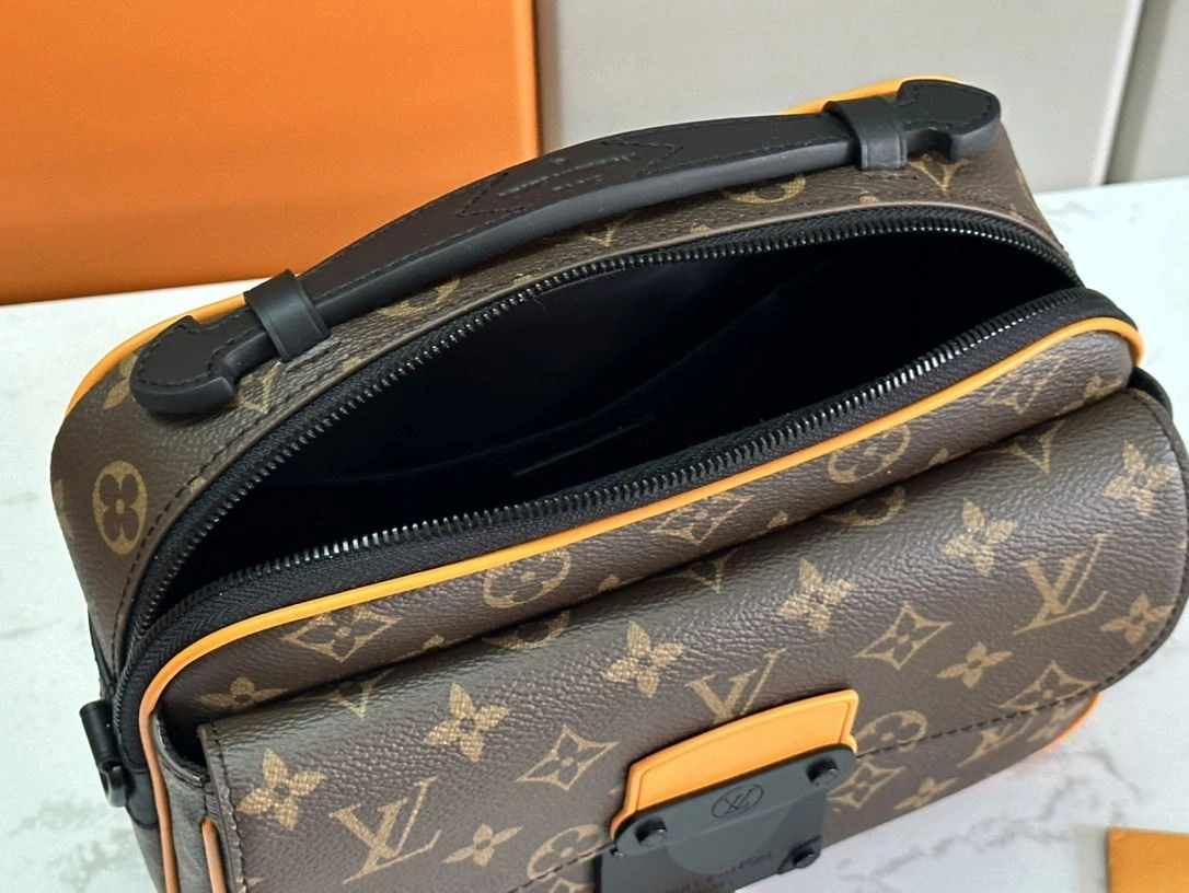 Tailored Mens Louis Vuitton Satchel Bags 91689