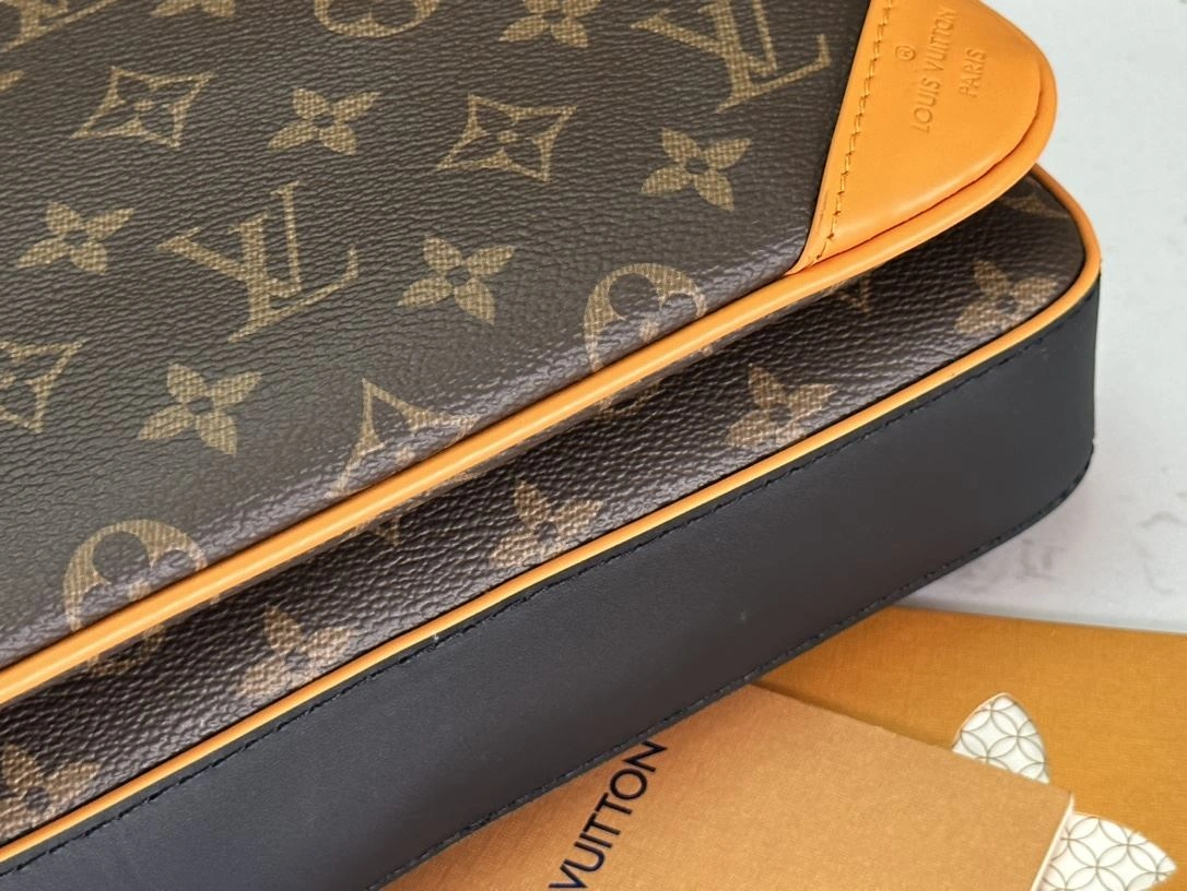 Compact Mens Louis Vuitton Satchel Bags 91685