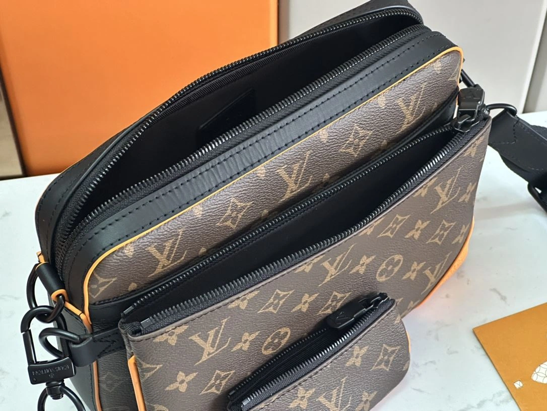 Compact Mens Louis Vuitton Satchel Bags 91685