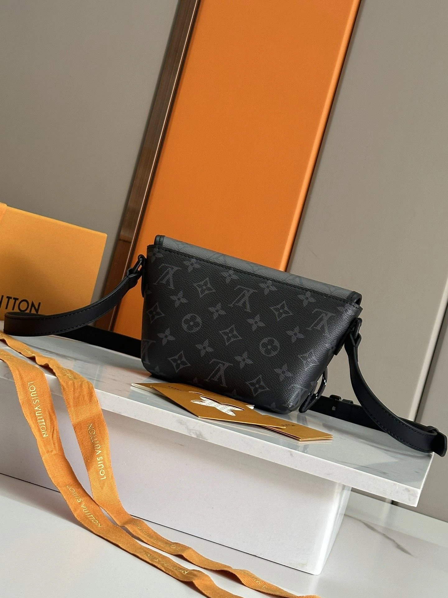 Mens Louis Vuitton Satchel Bags Premium 91654