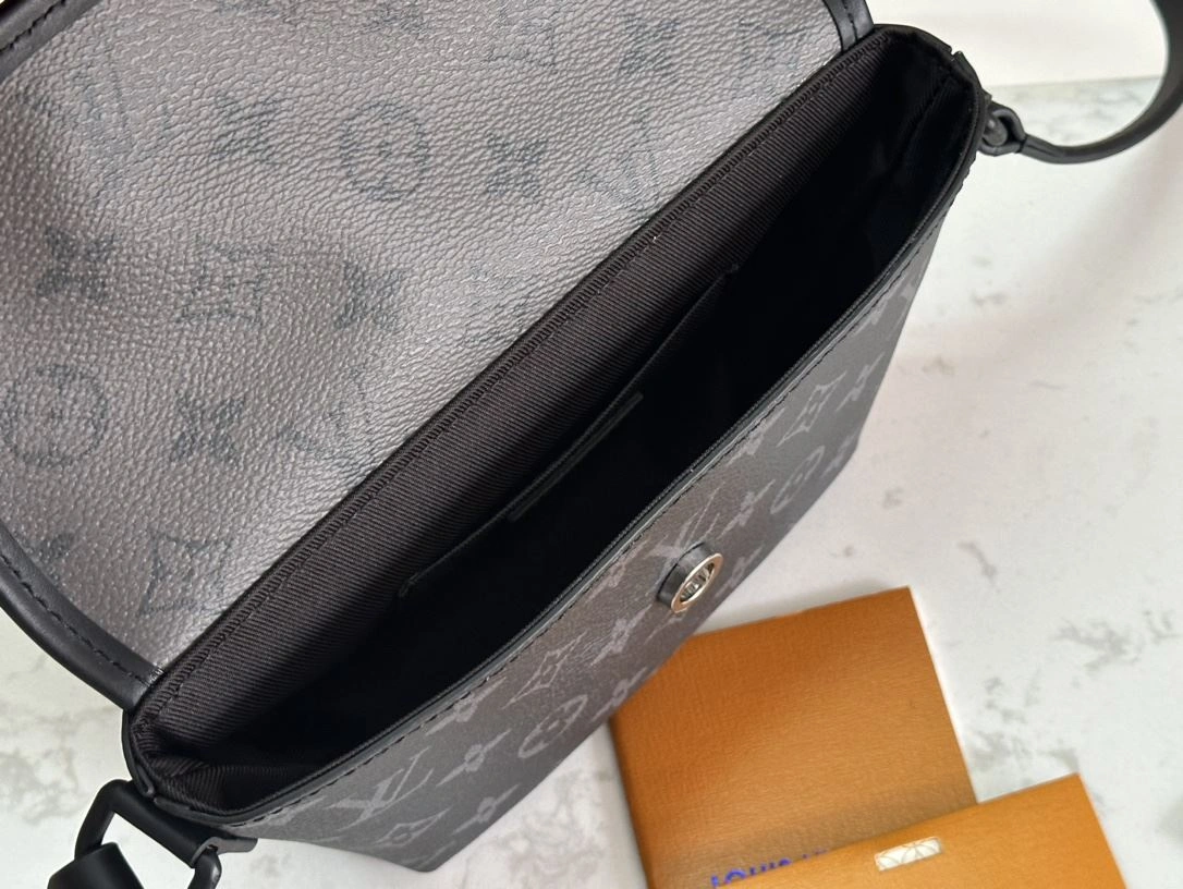 Mens Louis Vuitton Satchel Bags Premium 91654