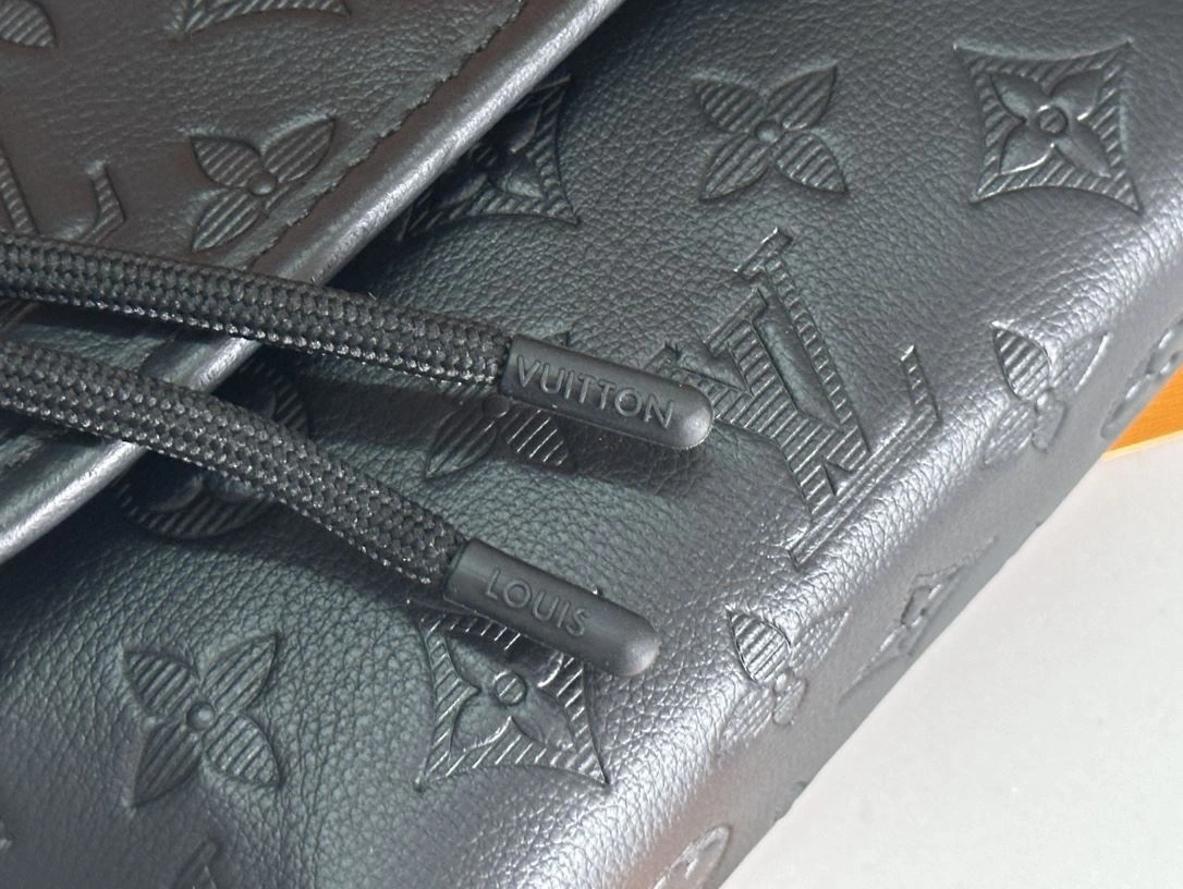 Mens Louis Vuitton Satchel Bags Attractive 91656