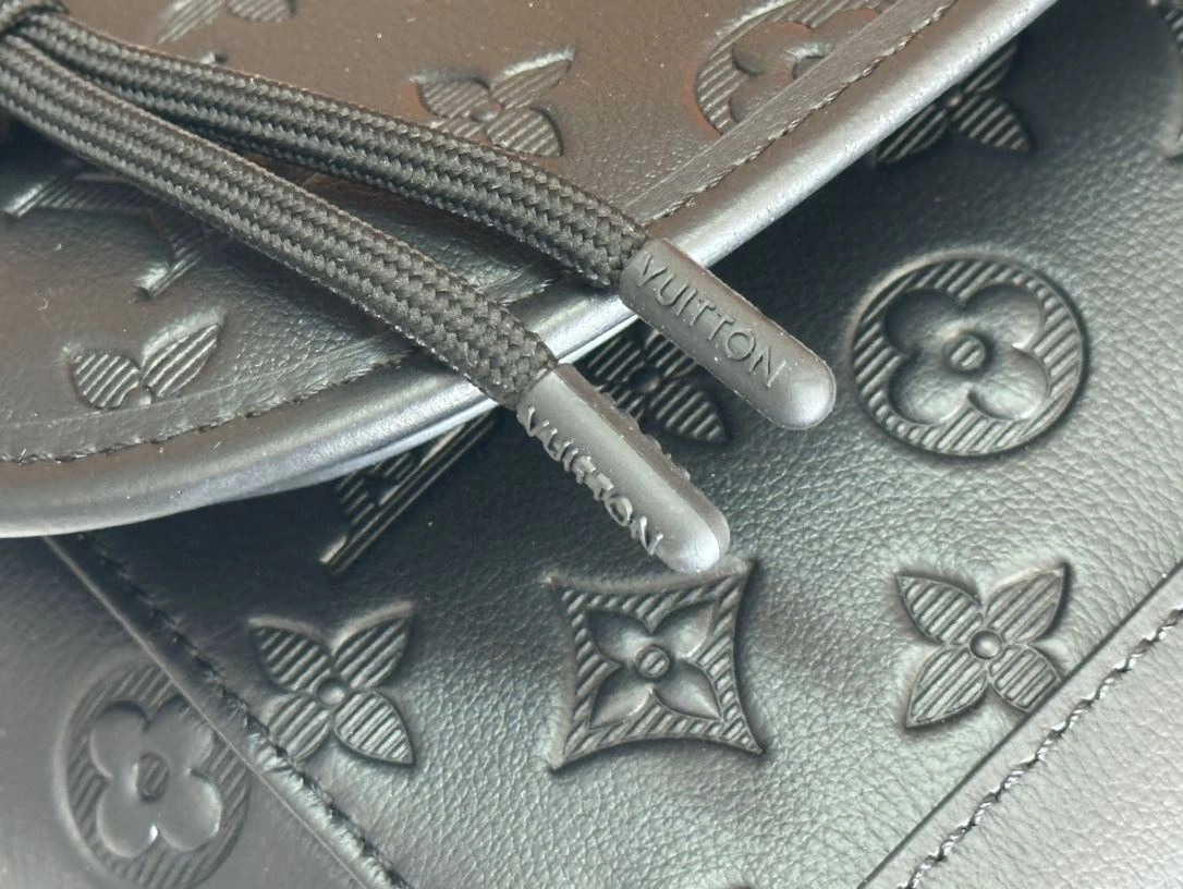 WeatherProof Mens Louis Vuitton Satchel Bags 91649