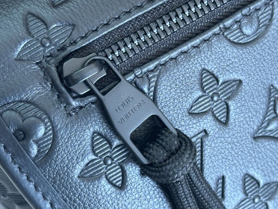 WeatherProof Mens Louis Vuitton Satchel Bags 91649