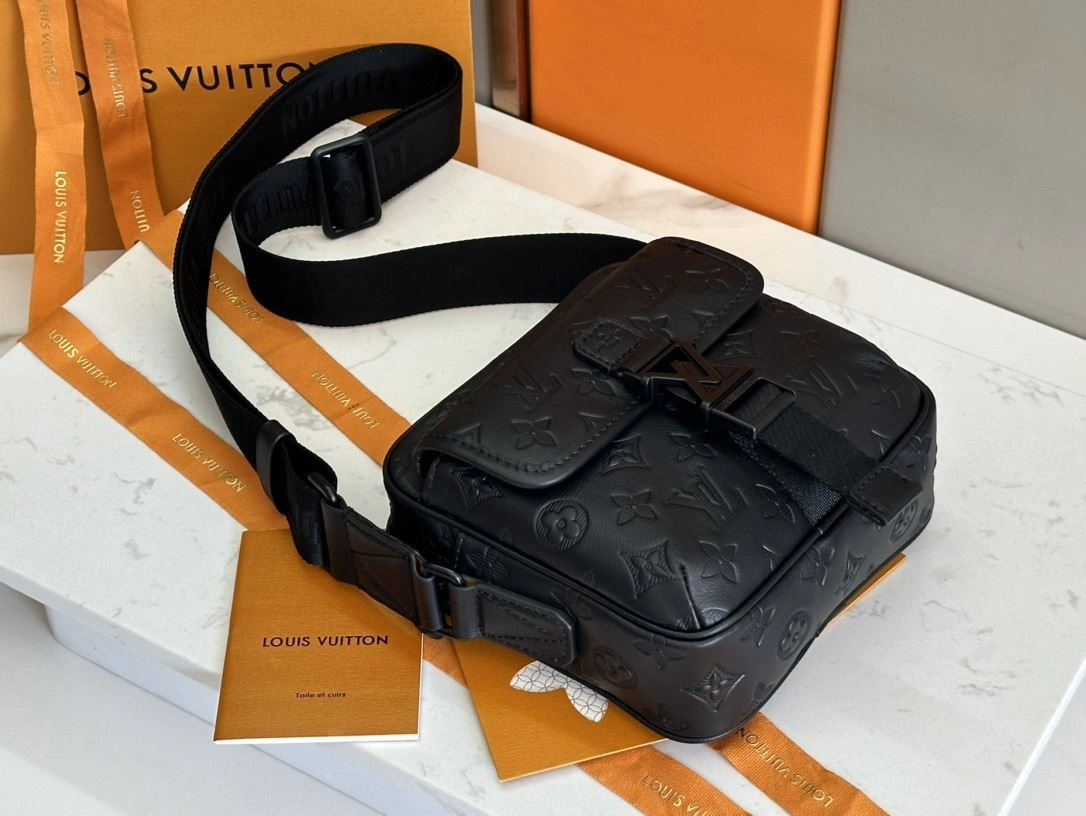 Breathable Mens Louis Vuitton Satchel Bags 91686