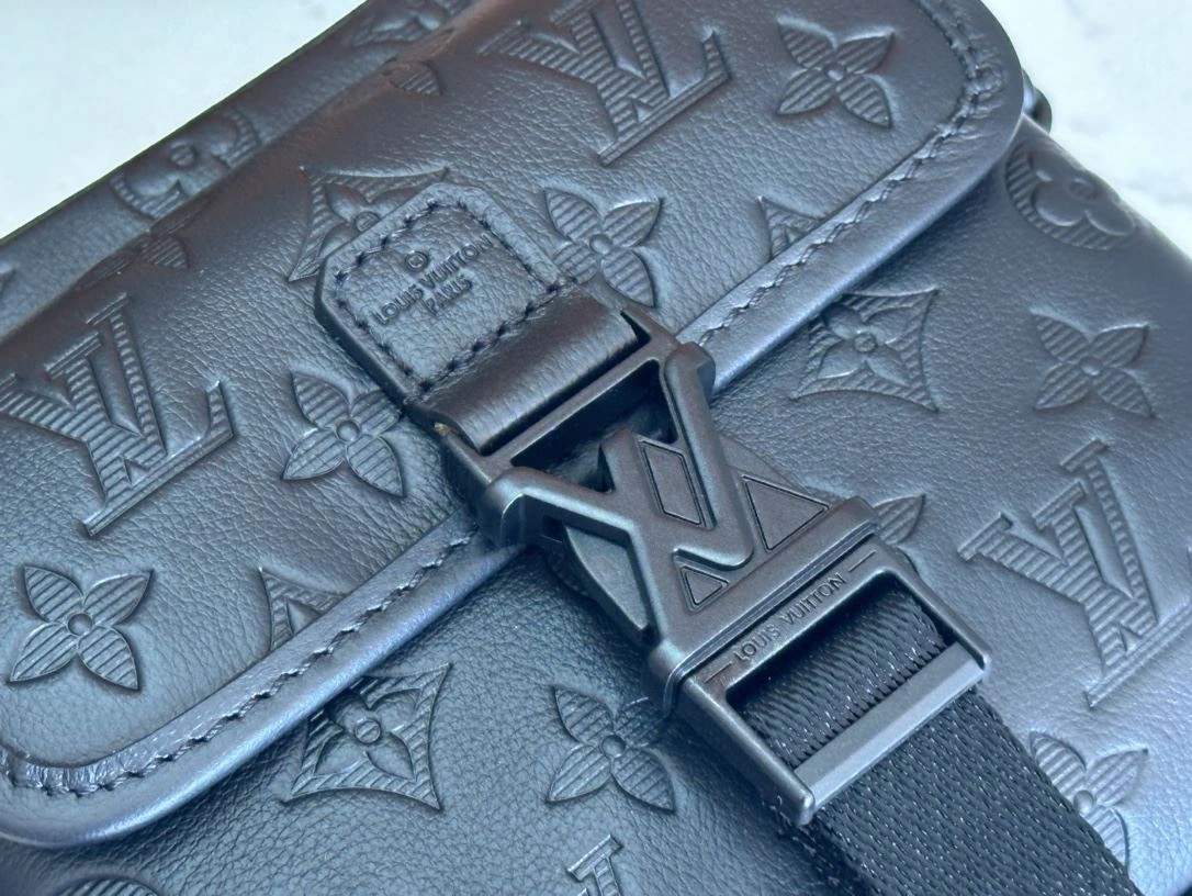 Breathable Mens Louis Vuitton Satchel Bags 91686