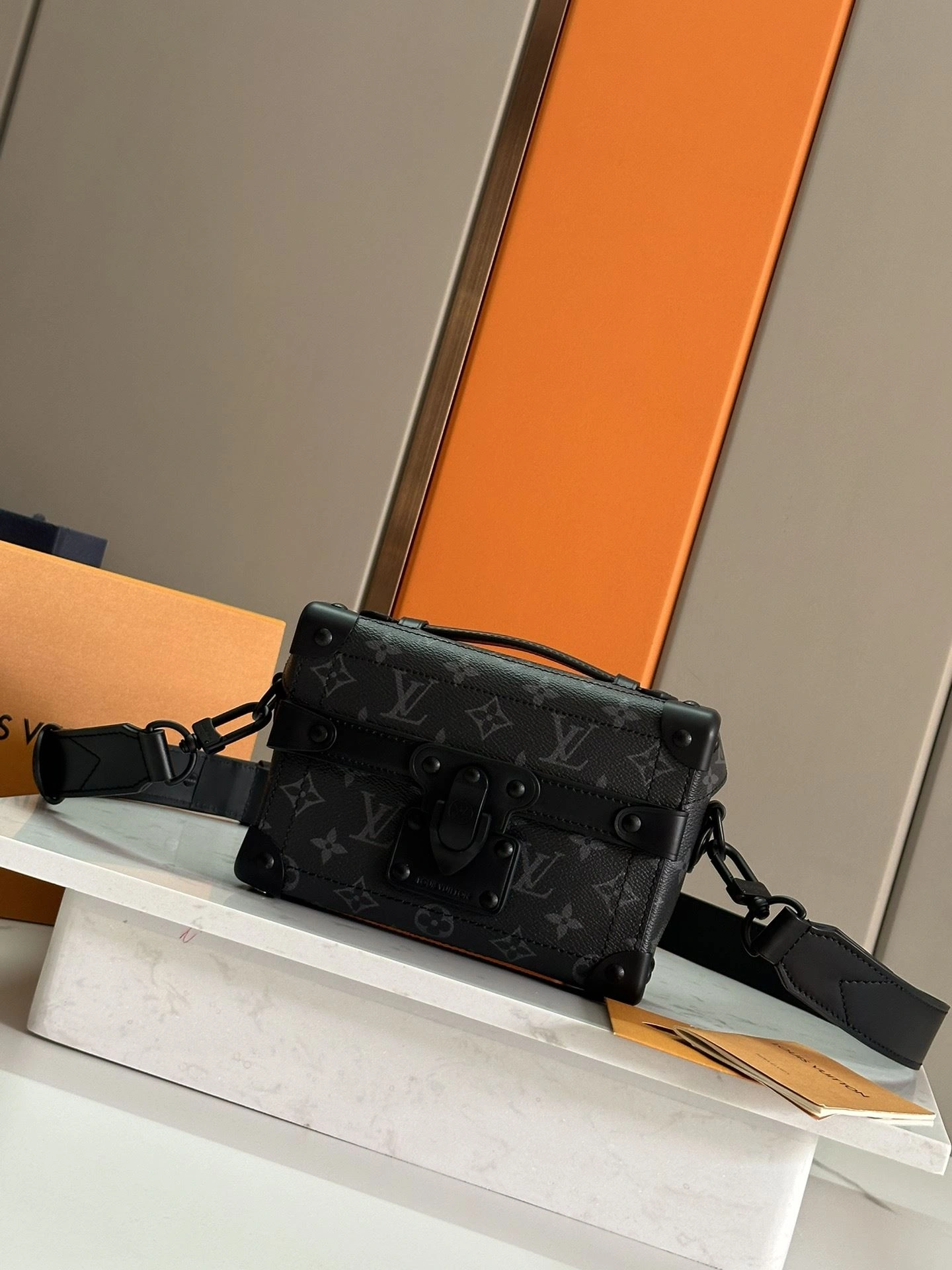 Timeless Mens Louis Vuitton Satchel Bags 91723