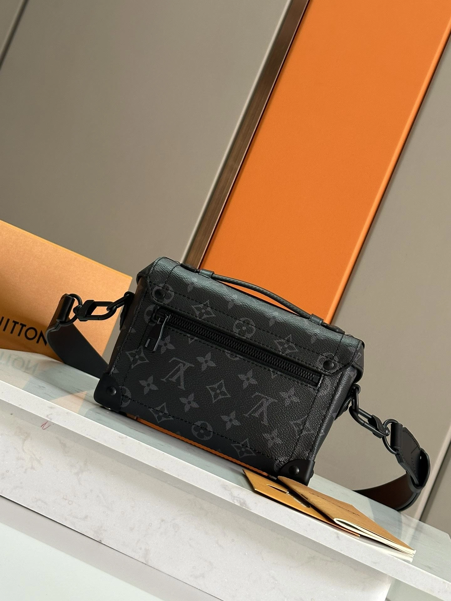 Timeless Mens Louis Vuitton Satchel Bags 91723
