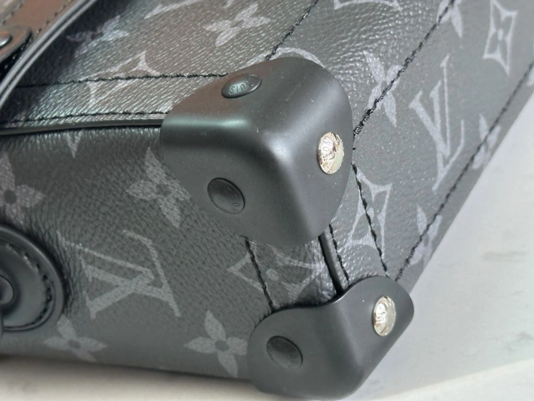 Timeless Mens Louis Vuitton Satchel Bags 91723