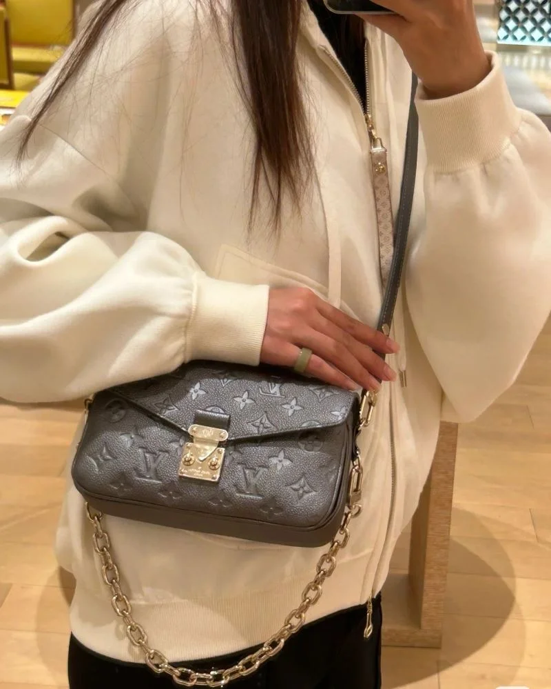 Efficient Mens Louis Vuitton Satchel Bags 40813
