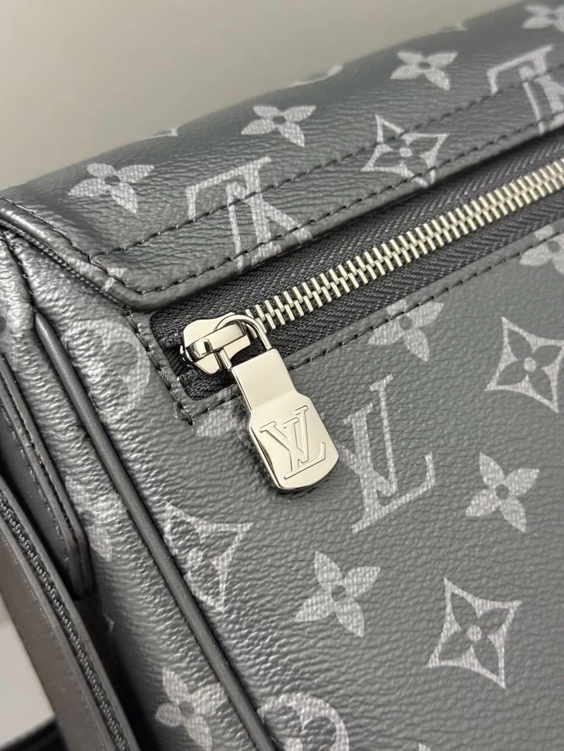 Mens Louis Vuitton Satchel Bags StreetReady 40169