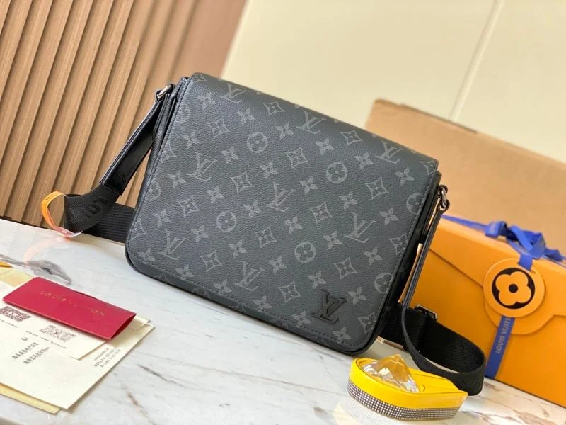 EyeCatching Mens Louis Vuitton Satchel Bags 39314