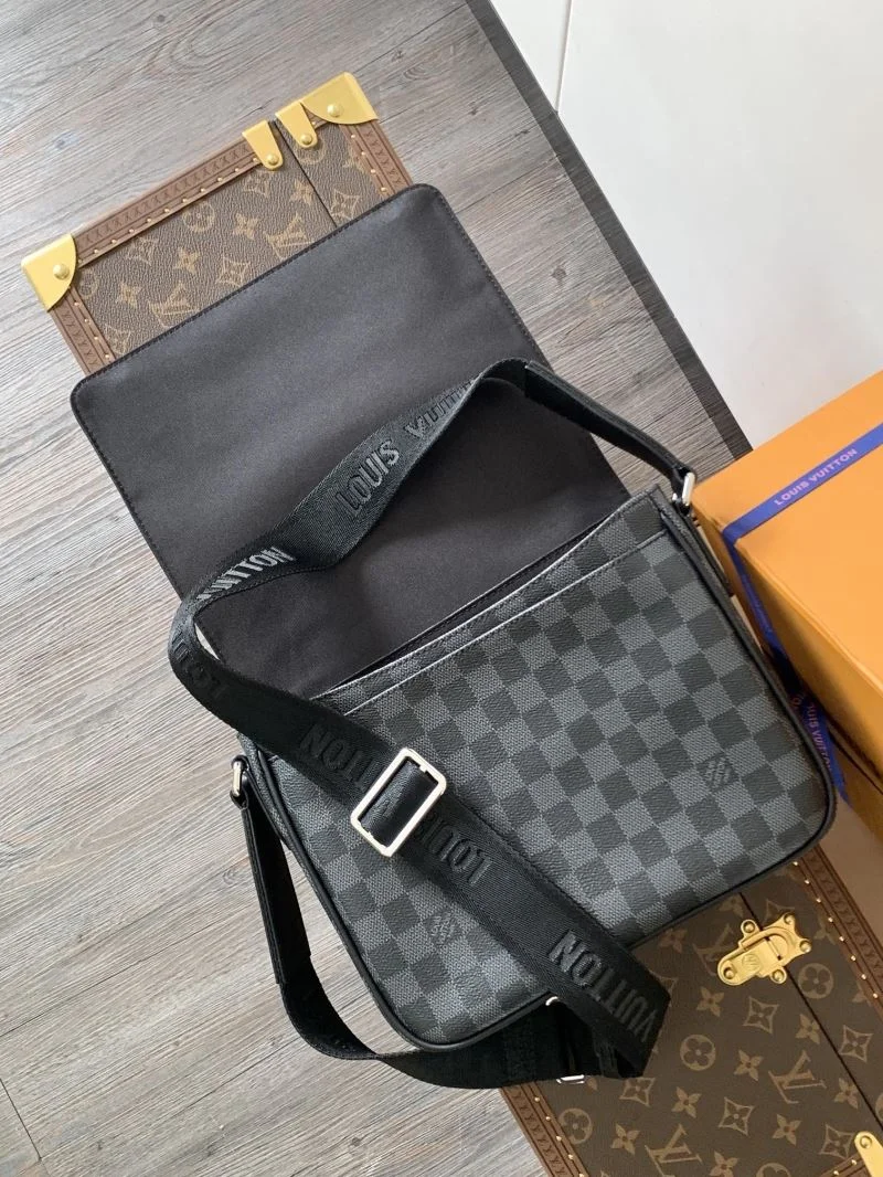DailyWear Mens Louis Vuitton Satchel Bags 38679