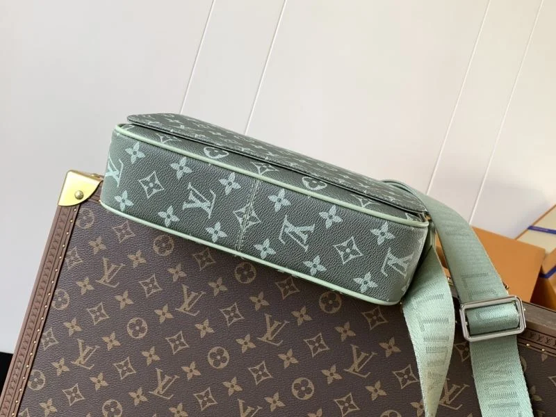 Sustainable Mens Louis Vuitton Satchel Bags 38686