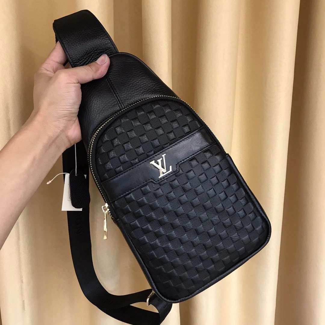 Mens Louis Vuitton Waist Chest Packs Flexible 92679