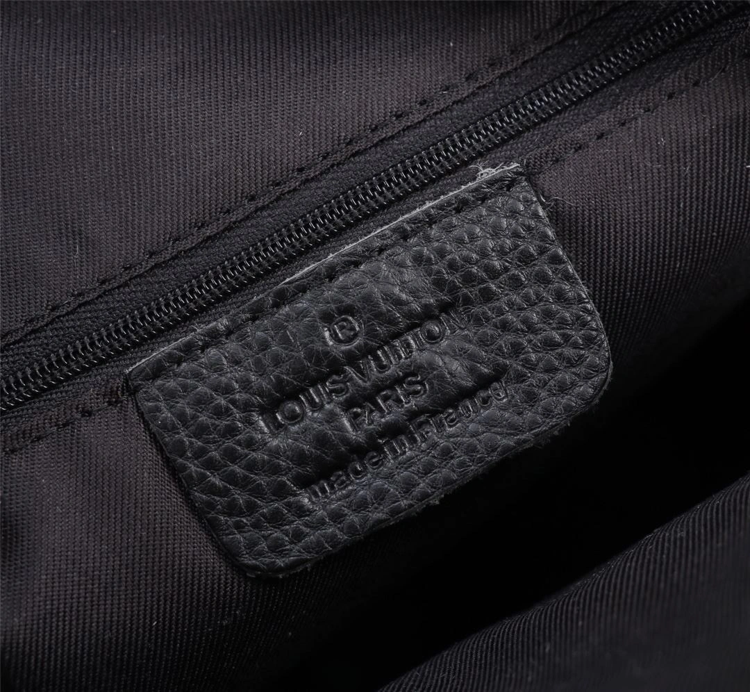 Mens Louis Vuitton Waist Chest Packs Effortless 92676