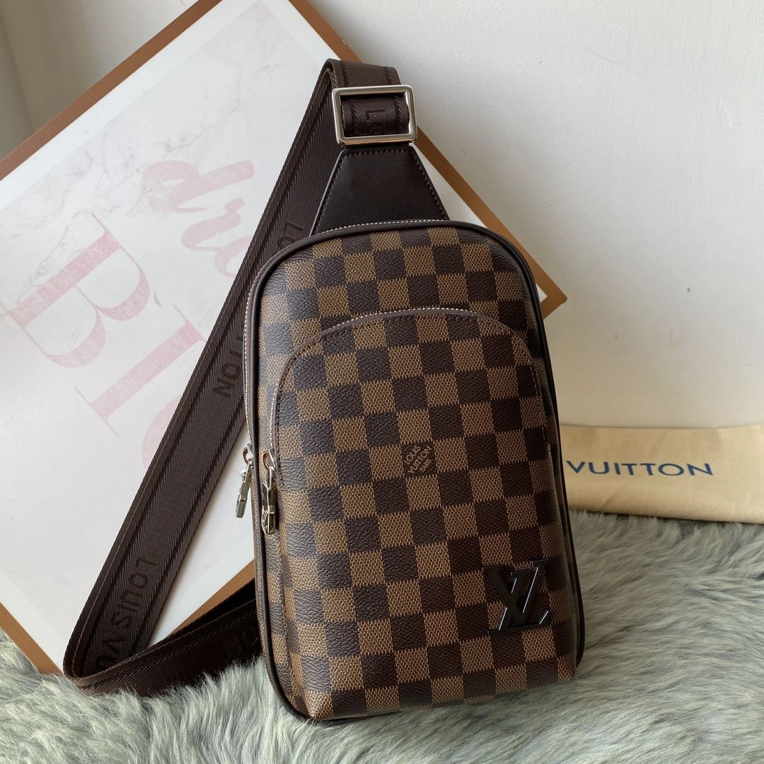 Mens Louis Vuitton Waist Chest Packs Unisex 92690