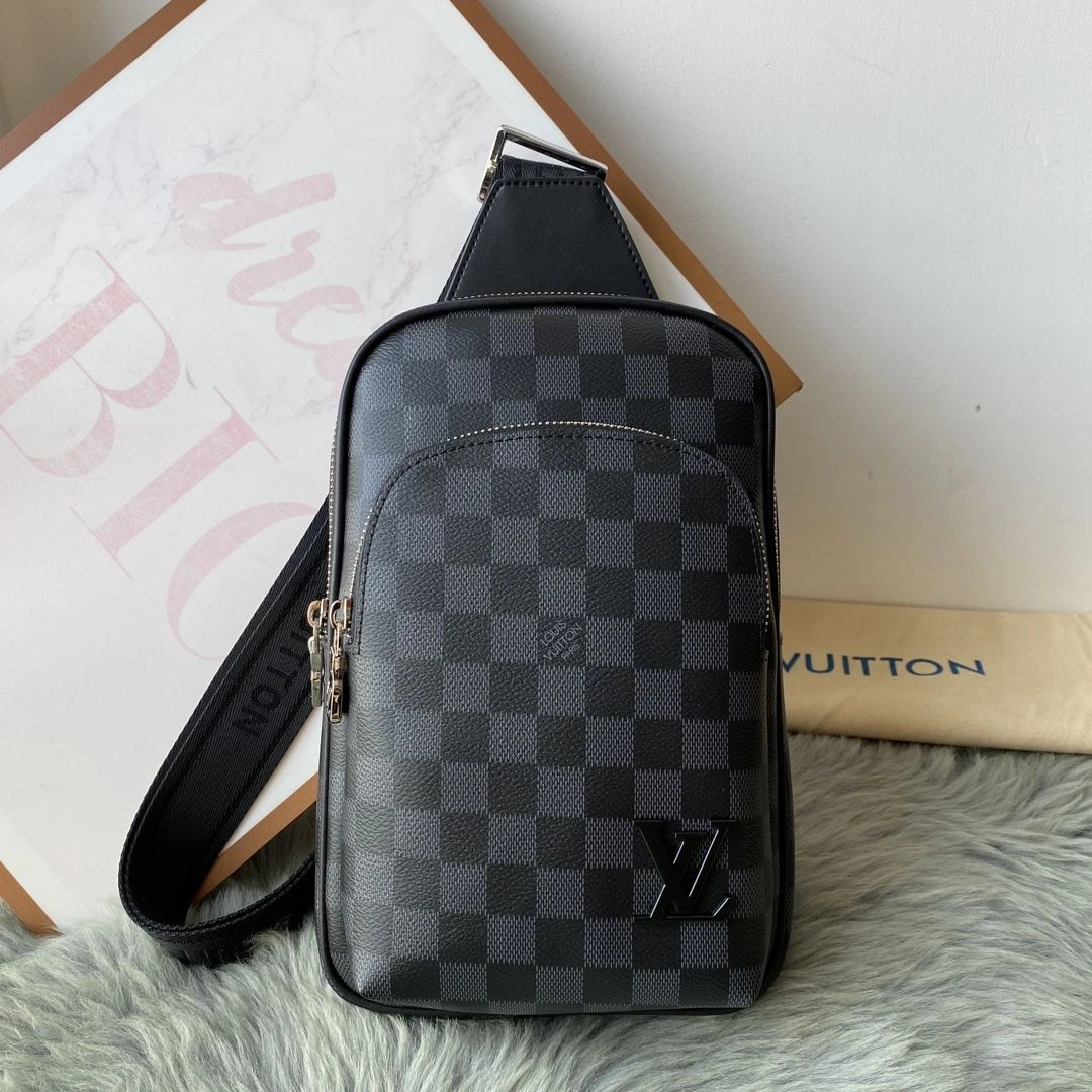 Mens Louis Vuitton Waist Chest Packs Upgraded 92671