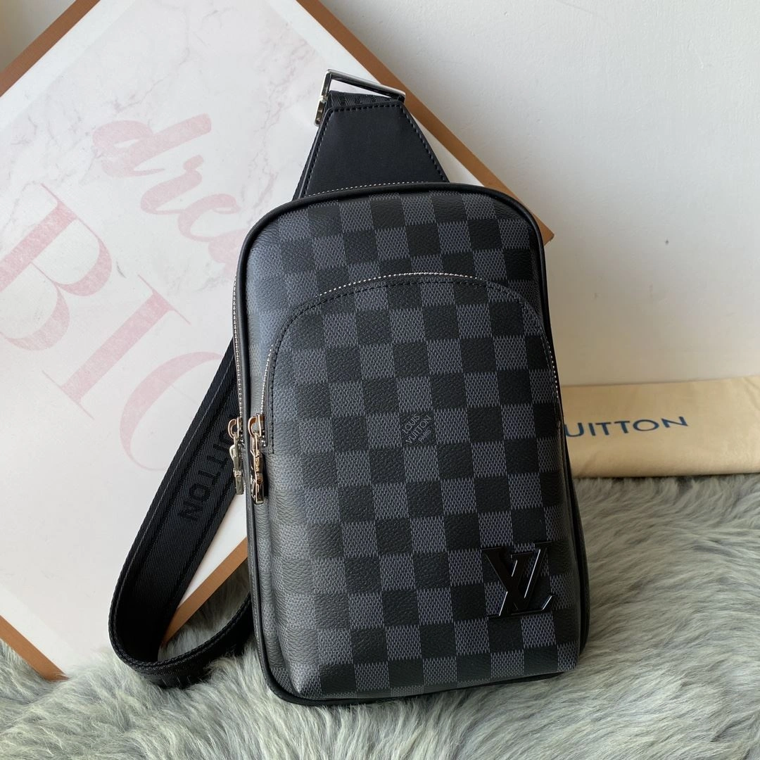 Mens Louis Vuitton Waist Chest Packs Upgraded 92671