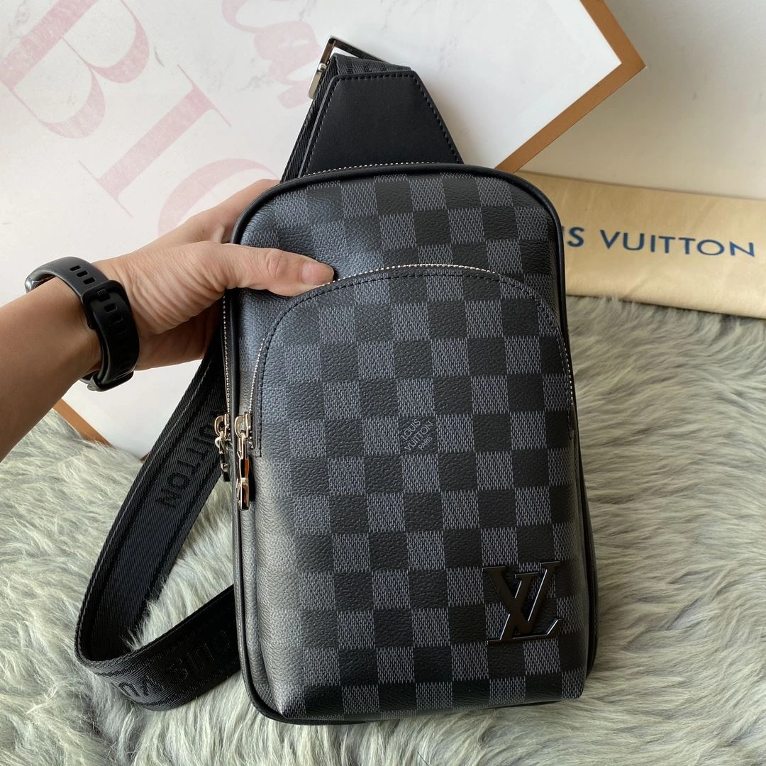 Mens Louis Vuitton Waist Chest Packs Upgraded 92671