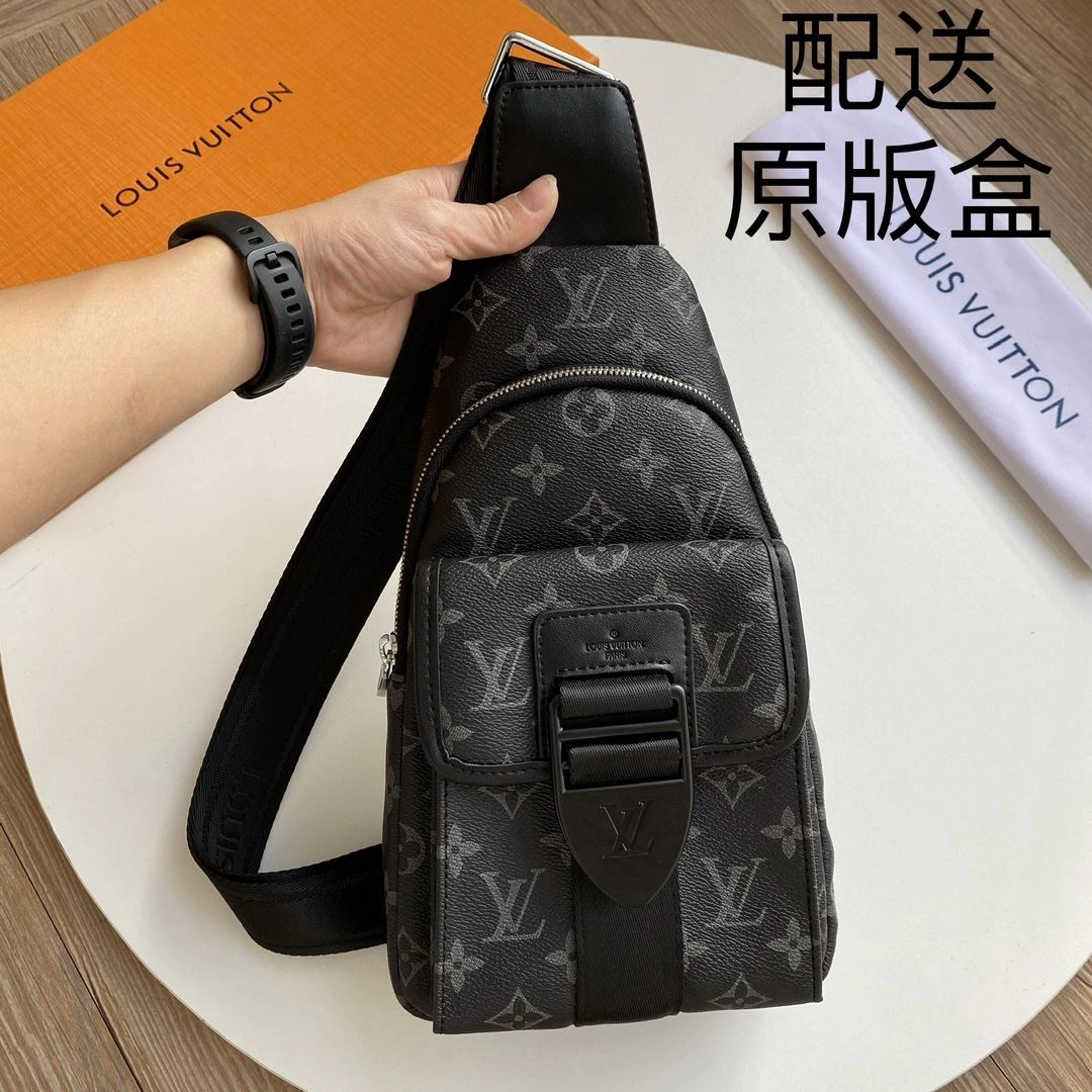 Durable Mens Louis Vuitton Waist Chest Packs 92717