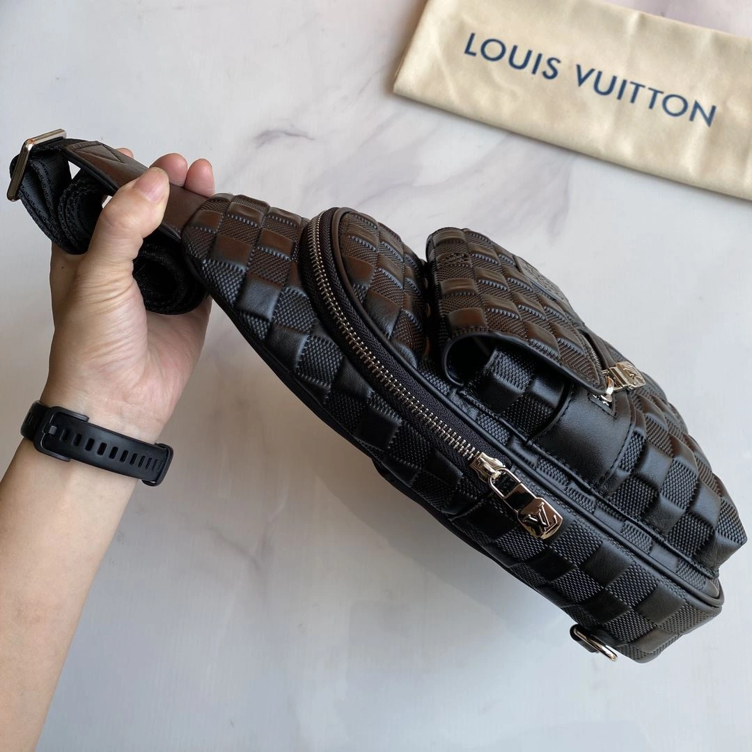 SmoothTexture Mens Louis Vuitton Waist Chest Packs 92665