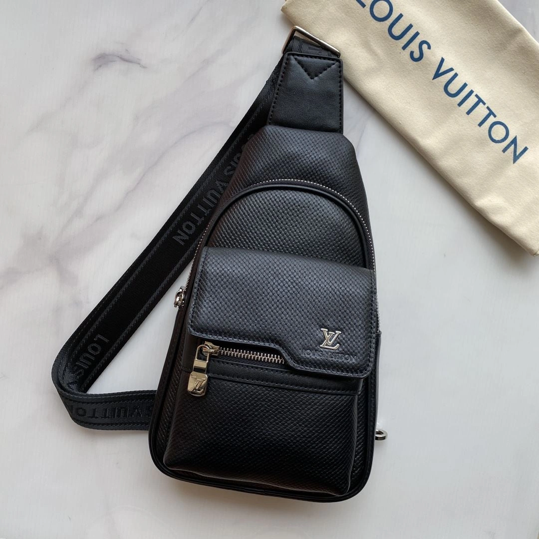 Lightweight Mens Louis Vuitton Waist Chest Packs 92664