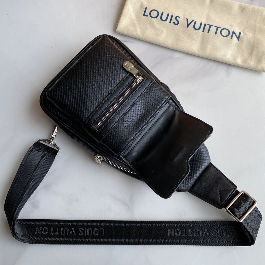 Lightweight Mens Louis Vuitton Waist Chest Packs 92664
