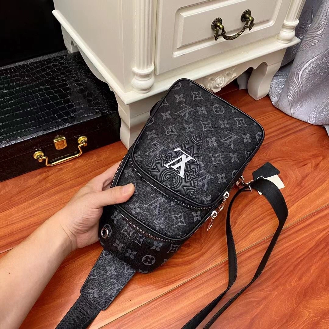 FlexibleFit Mens Louis Vuitton Waist Chest Packs 92655