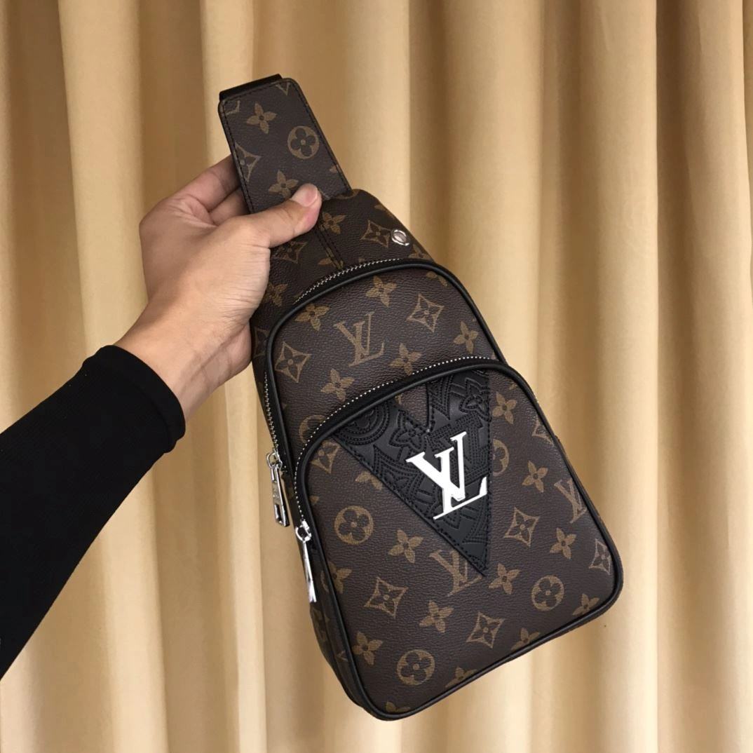 Mens Louis Vuitton Waist Chest Packs Effortless 92650