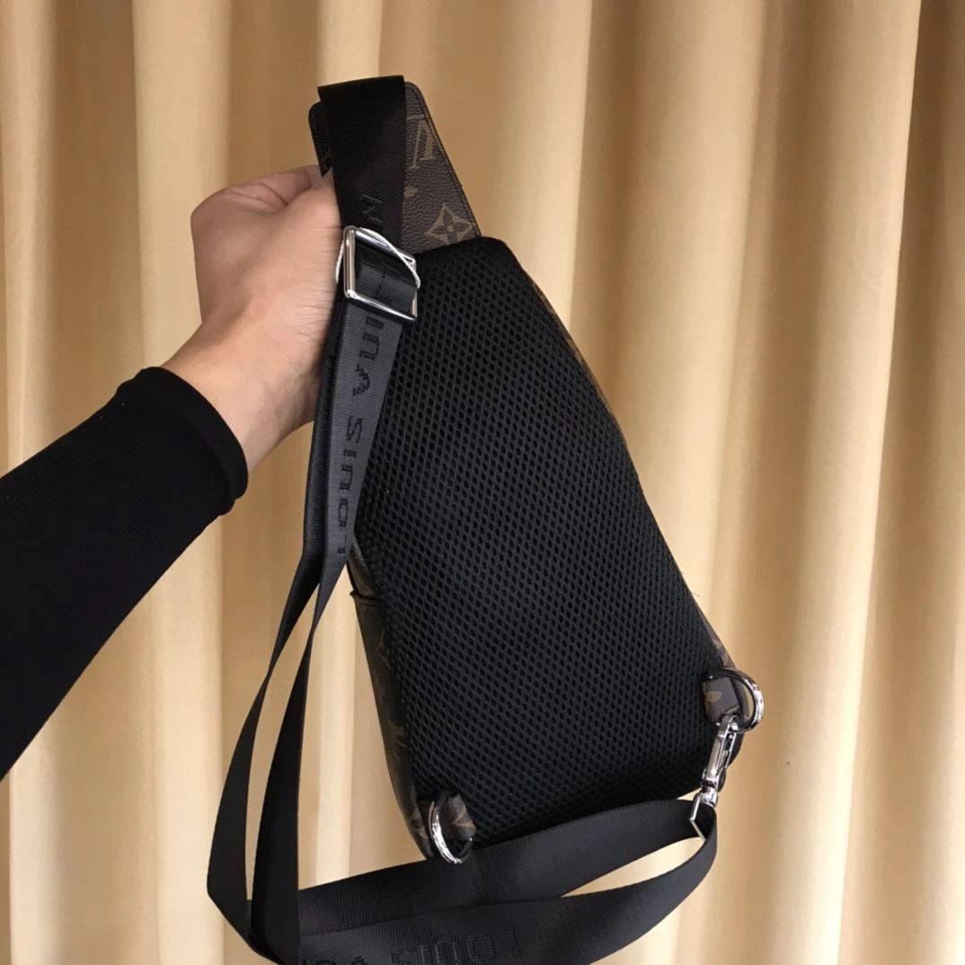 Mens Louis Vuitton Waist Chest Packs Effortless 92650