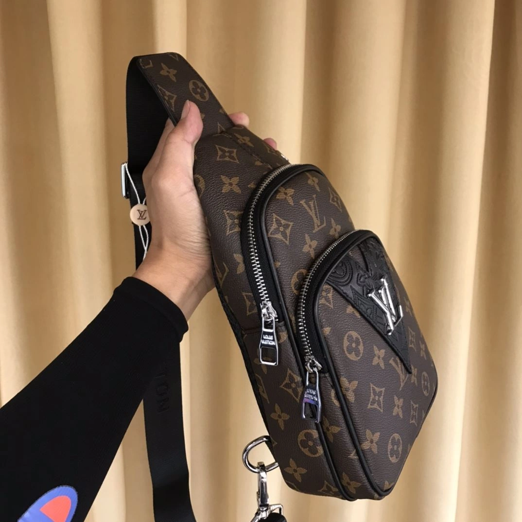 Mens Louis Vuitton Waist Chest Packs Effortless 92650
