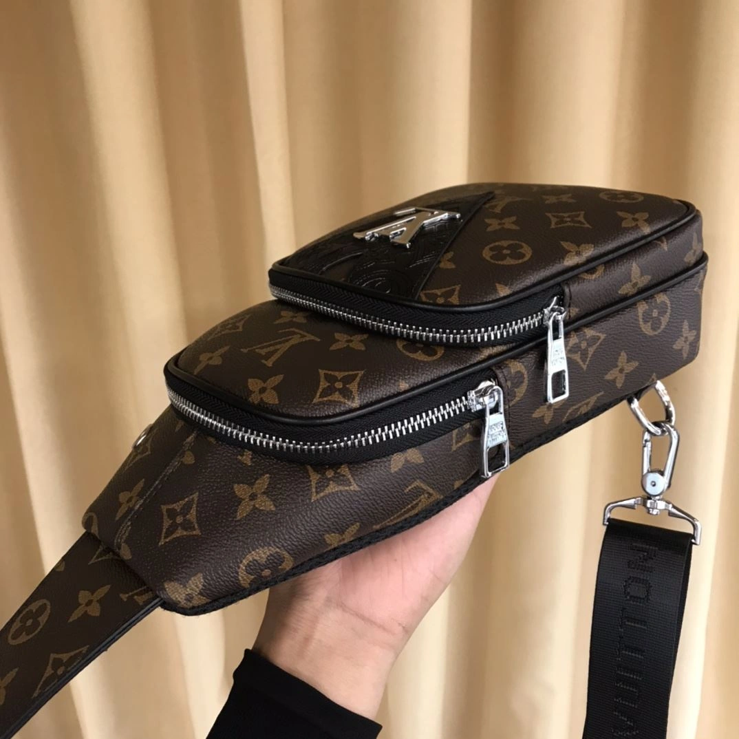 Mens Louis Vuitton Waist Chest Packs Effortless 92650