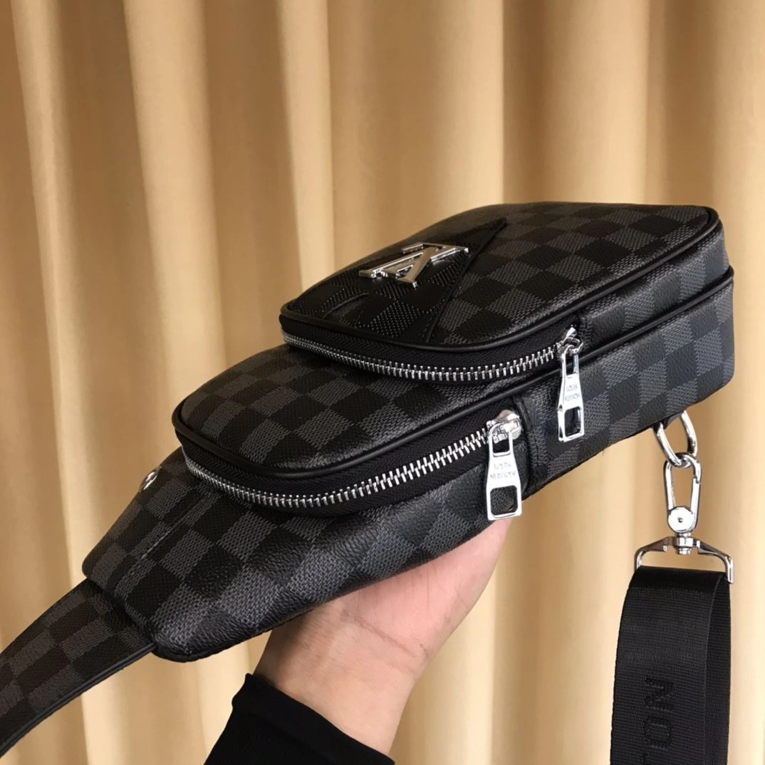 Mens Louis Vuitton Waist Chest Packs Durable 92653