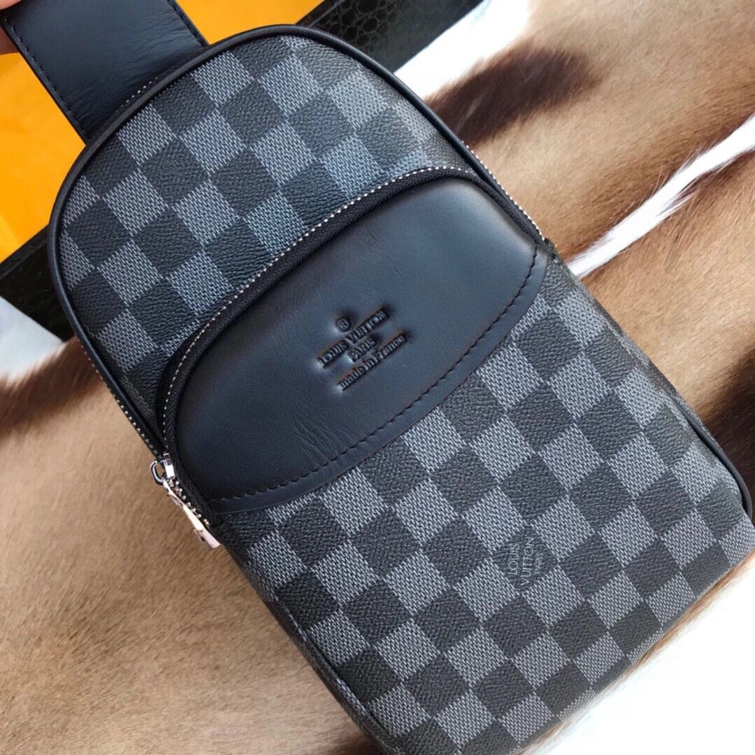 Sleek Mens Louis Vuitton Waist Chest Packs 92658