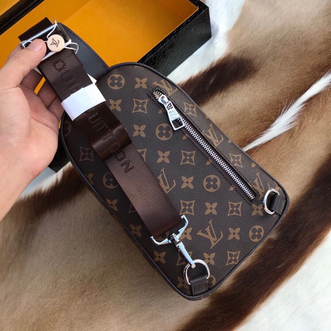 Mens Louis Vuitton Waist Chest Packs AllSeason 92660