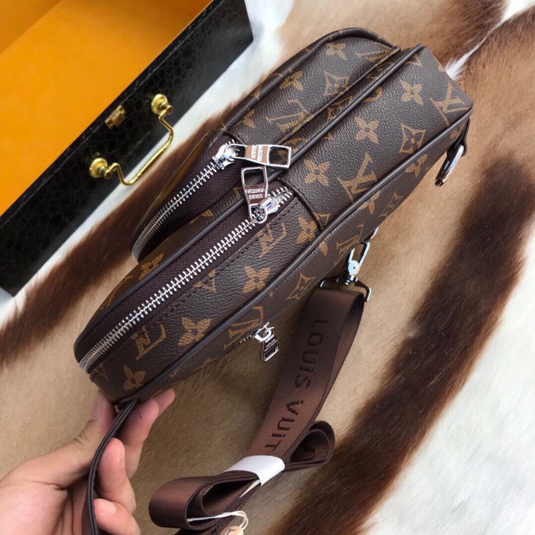 Mens Louis Vuitton Waist Chest Packs AllSeason 92660