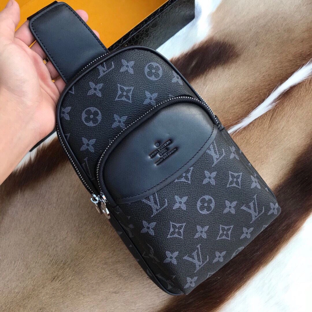 Mens Louis Vuitton Waist Chest Packs Stretchable 92672