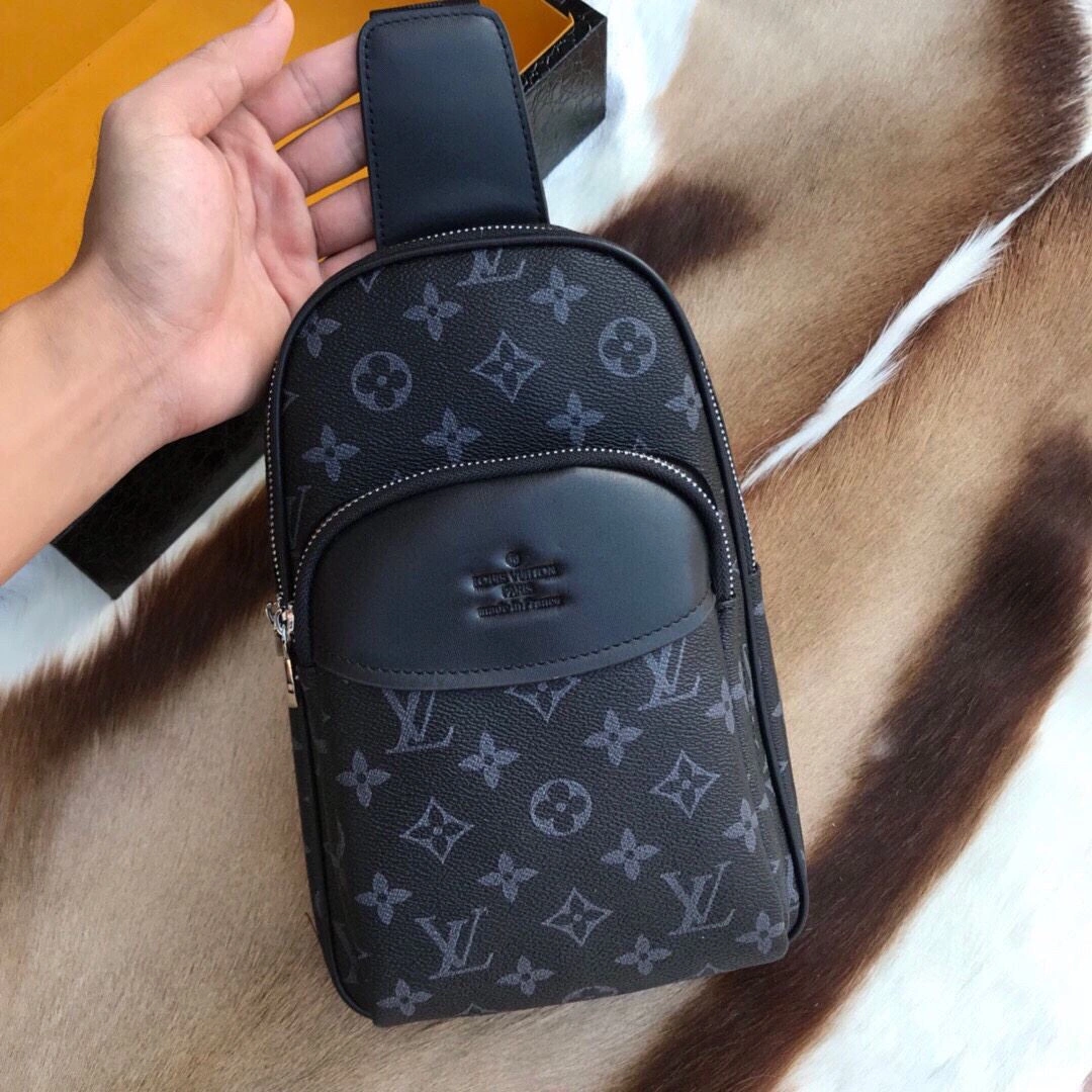 Mens Louis Vuitton Waist Chest Packs Stretchable 92672
