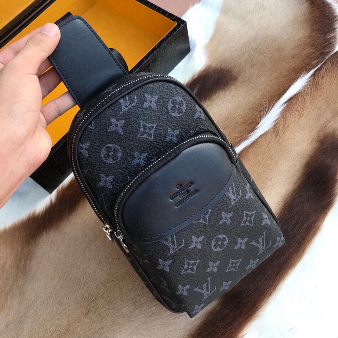 Mens Louis Vuitton Waist Chest Packs Stretchable 92672