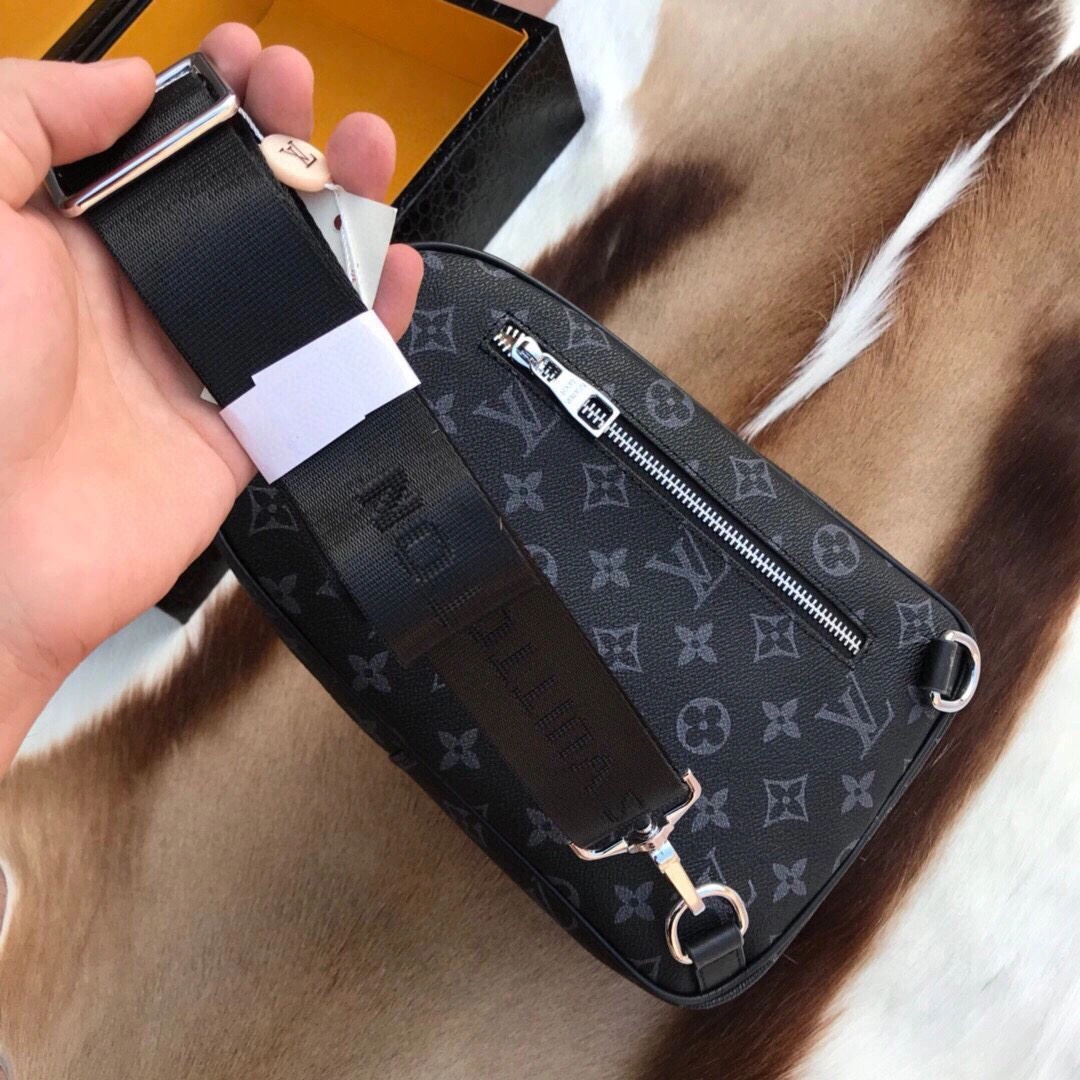 Mens Louis Vuitton Waist Chest Packs Stretchable 92672