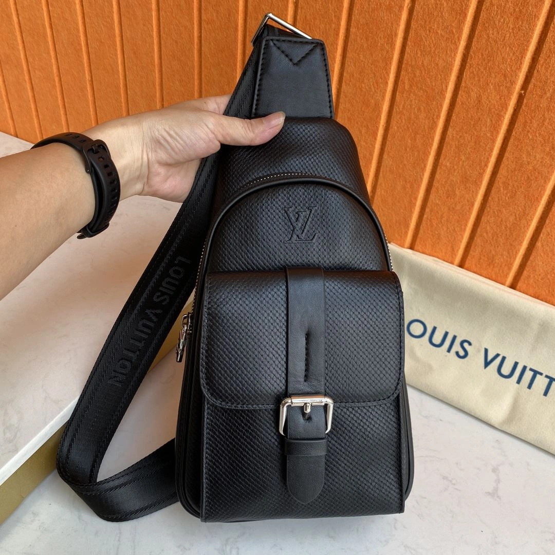 Durable Mens Louis Vuitton Waist Chest Packs 92746