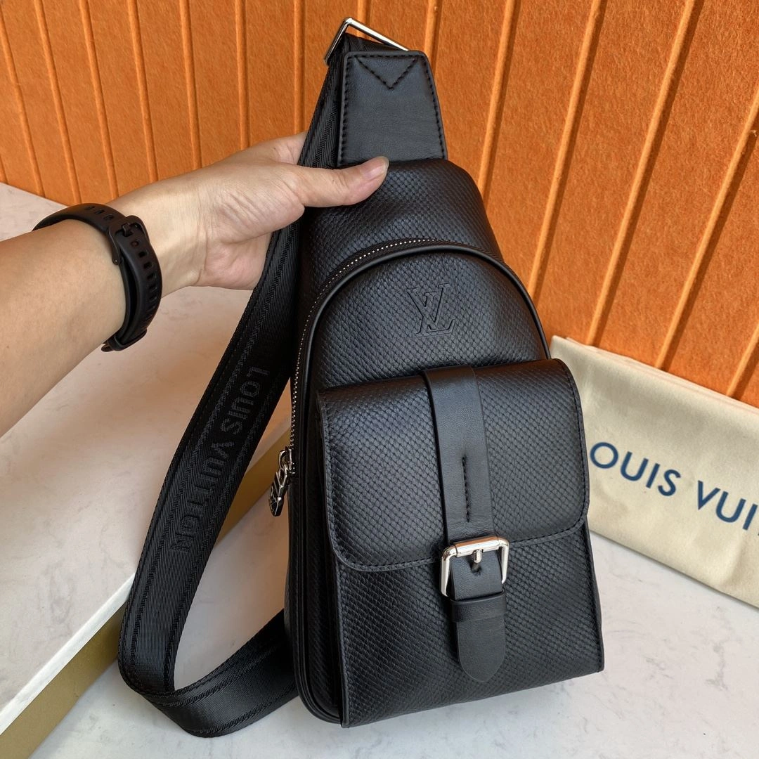 Durable Mens Louis Vuitton Waist Chest Packs 92746
