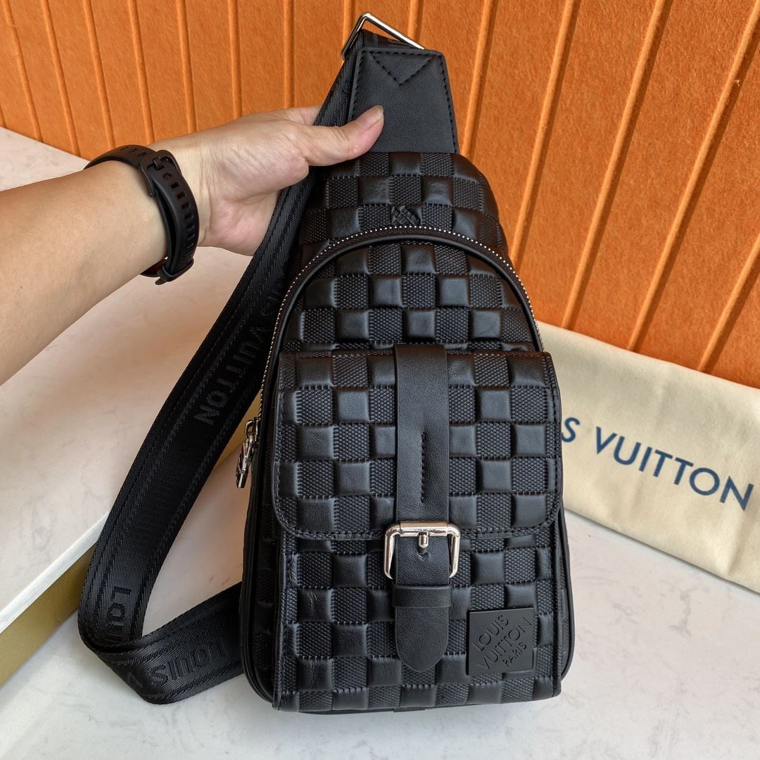 Mens Louis Vuitton Waist Chest Packs WrinkleFree 92725