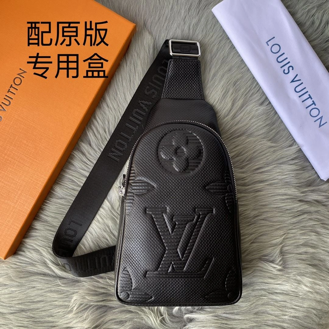 Mens Louis Vuitton Waist Chest Packs Stretchable 92651
